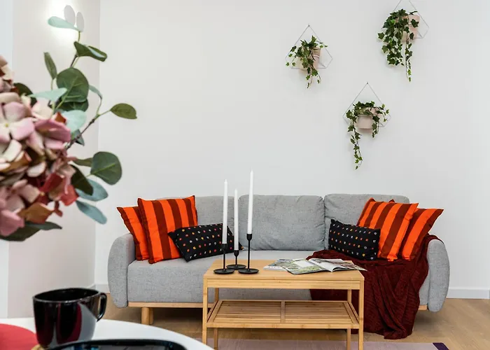 Near Main Station - Bosacka 8 Street